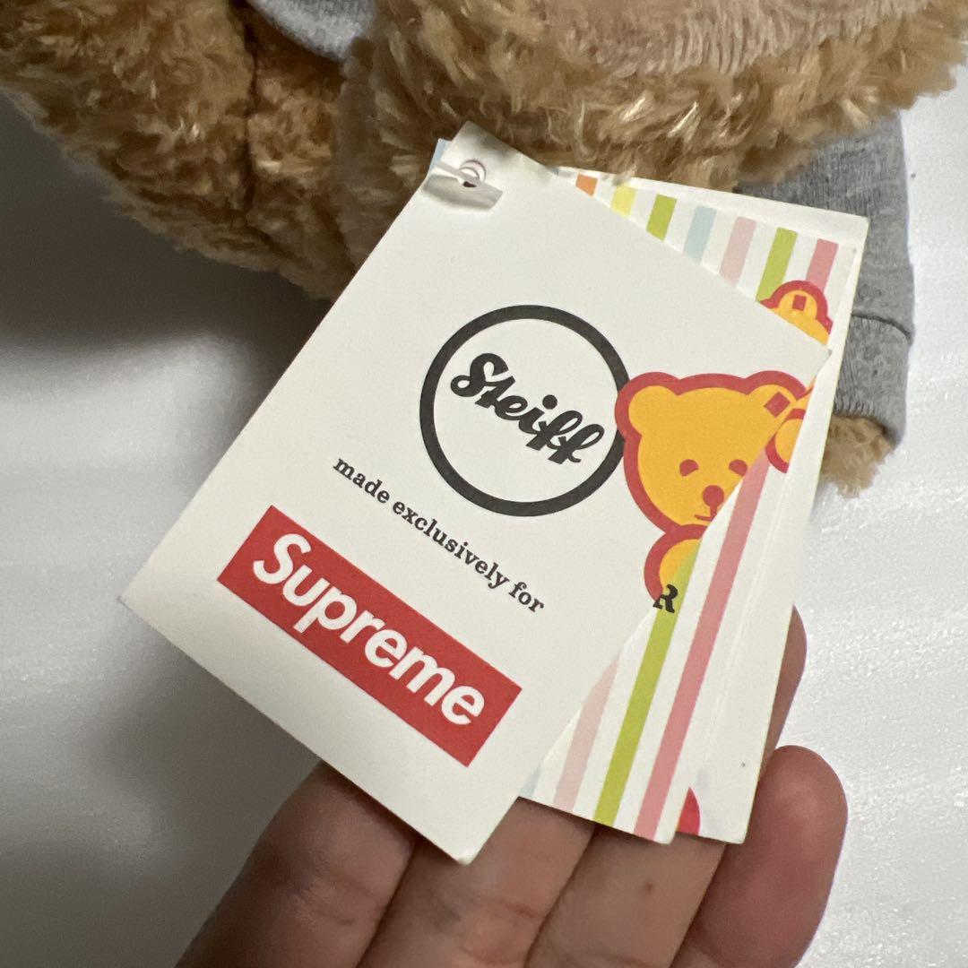 supreme Steiff ぬいぐるみ