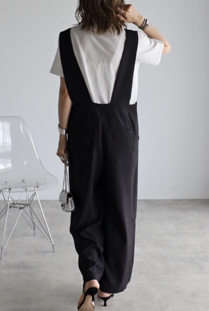 【新品】(Vサロ)BONJOUR SAGAN ディープVサロペット