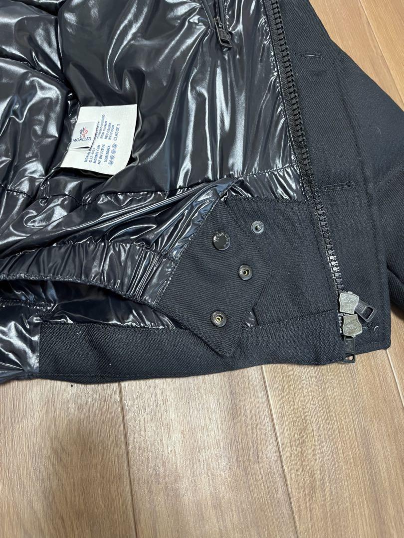 【極美品】モンクレール REPUBLIQUE　ダウンジャケット　リパブリック