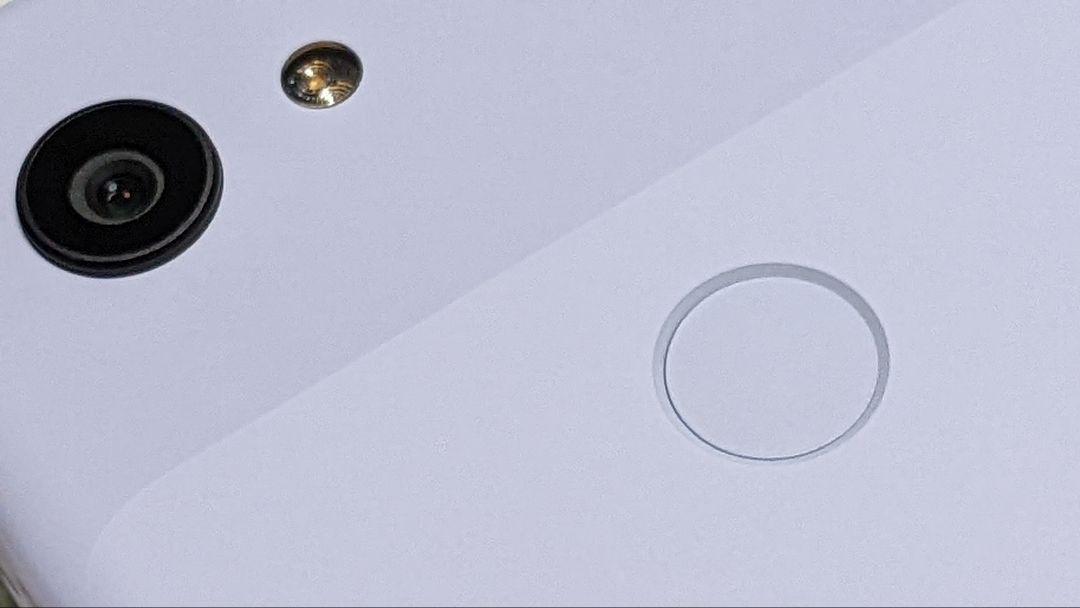 【新品同様】Google Pixel 3a★SIMフリー ☆新品クリアカバー付