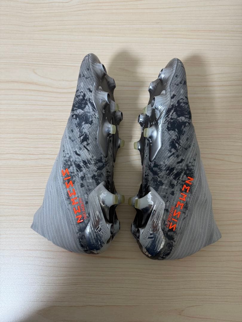 adidas ネメシス19+ sg レースレス 取り替え式 adidas ネメシス19+ sg レースレス 取り替え式