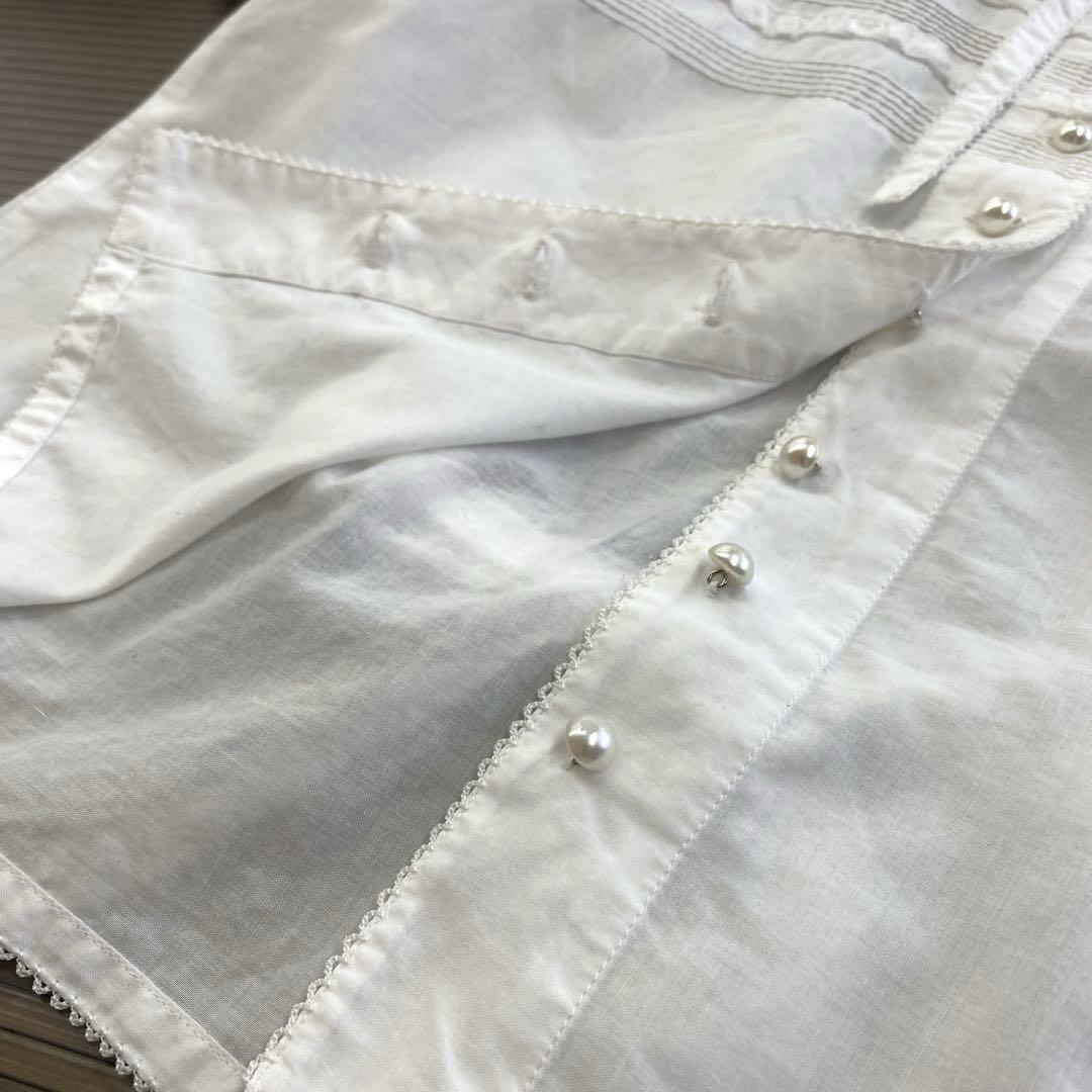 美品>KANEKOISAO カネコイサオ 半袖綿ローンブラウス ピコフリル