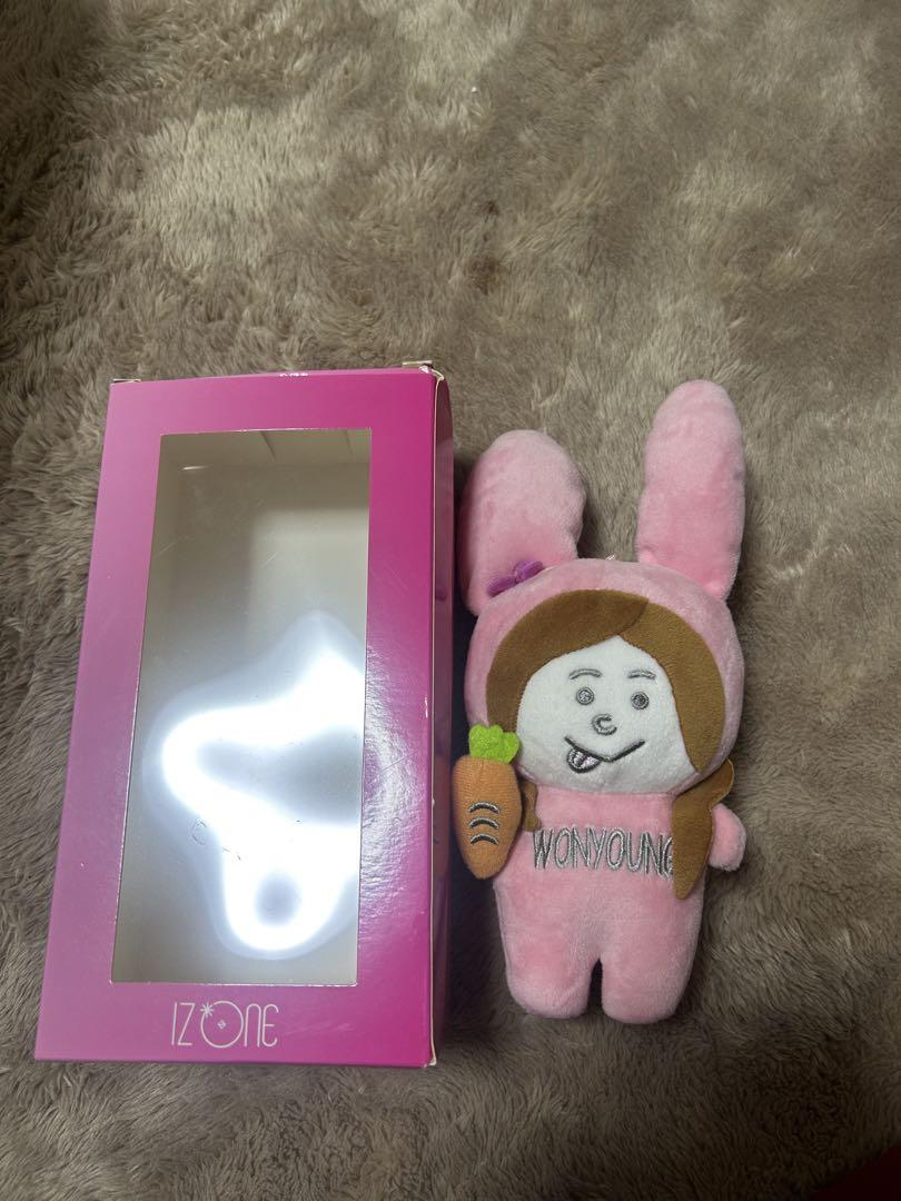 JAPANOFFICIAFANSITE入会特典IZ*ONE オリジナルマスコット IZ*ONE ウォニョン ファンクラブ限定オリジナルマスコット（公式
