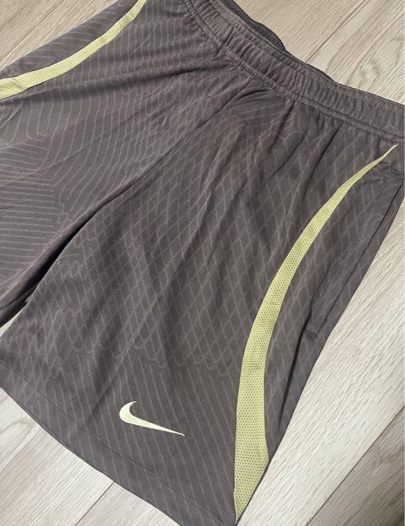 NIKE トッテナム　スパーズ　トレーニングショーツ　短パン　国内M相当