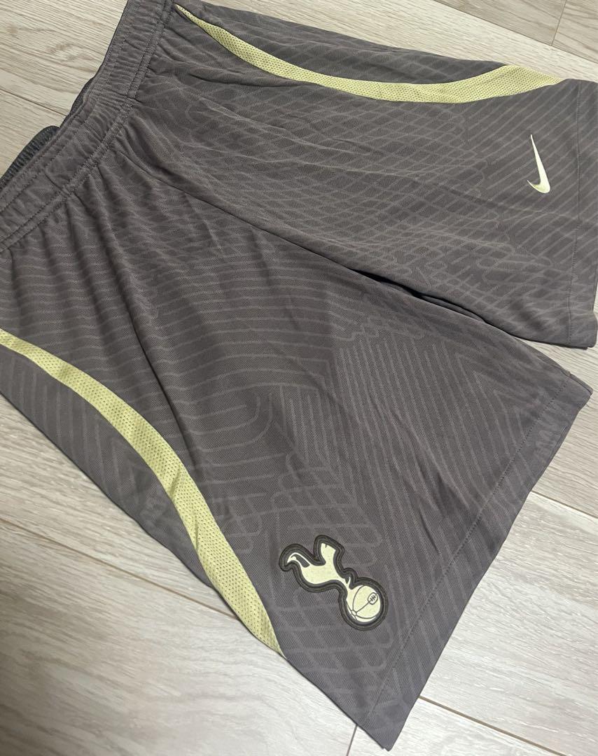 NIKE トッテナム　スパーズ　トレーニングショーツ　短パン　国内M相当