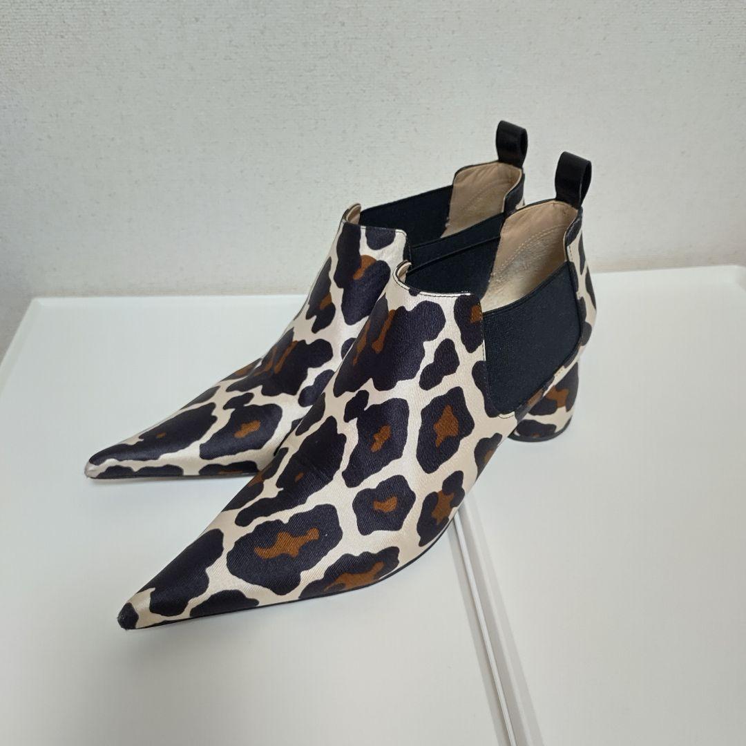 MARC JACOBS ショートブーツ