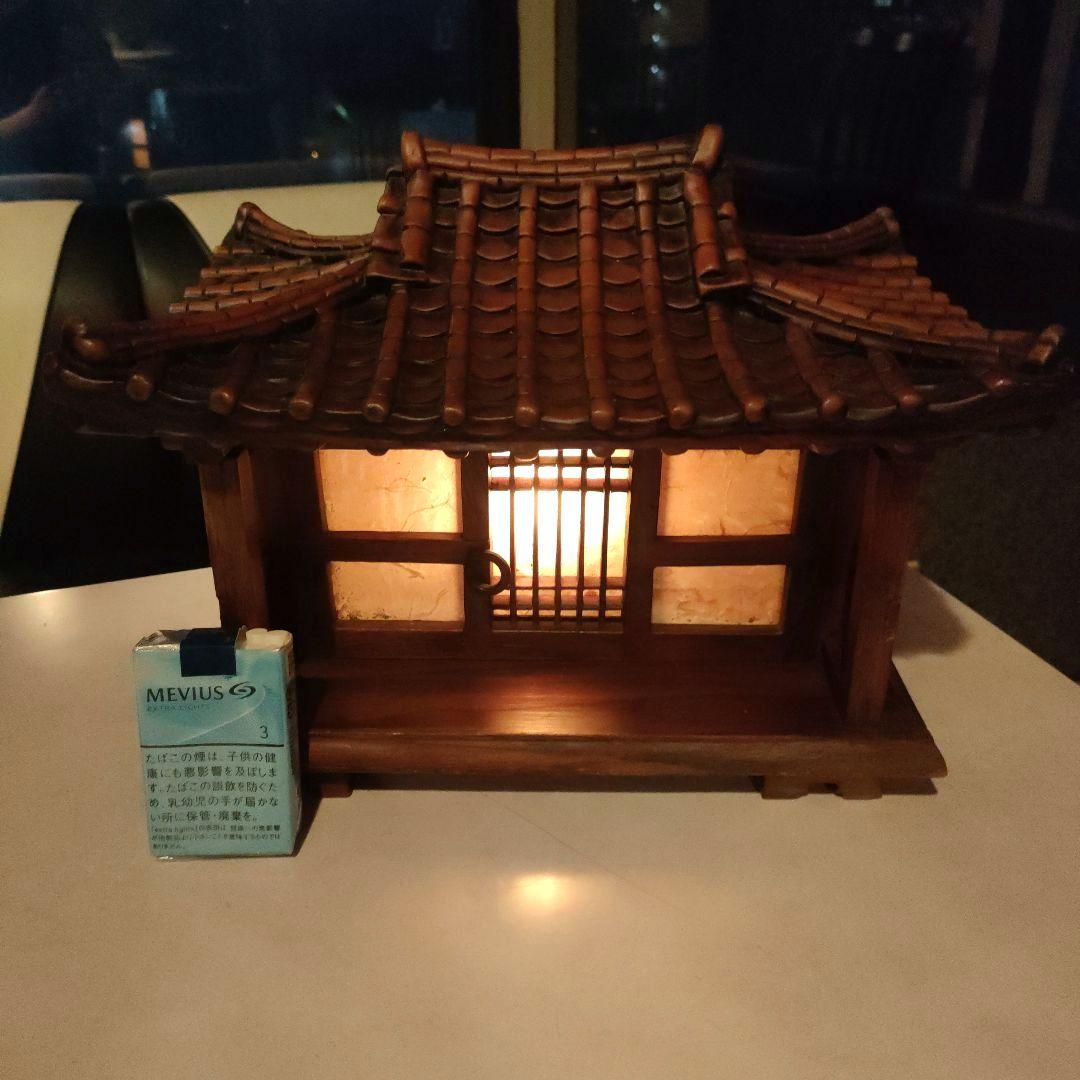 アンティーク韓国彫刻木製ライト♪