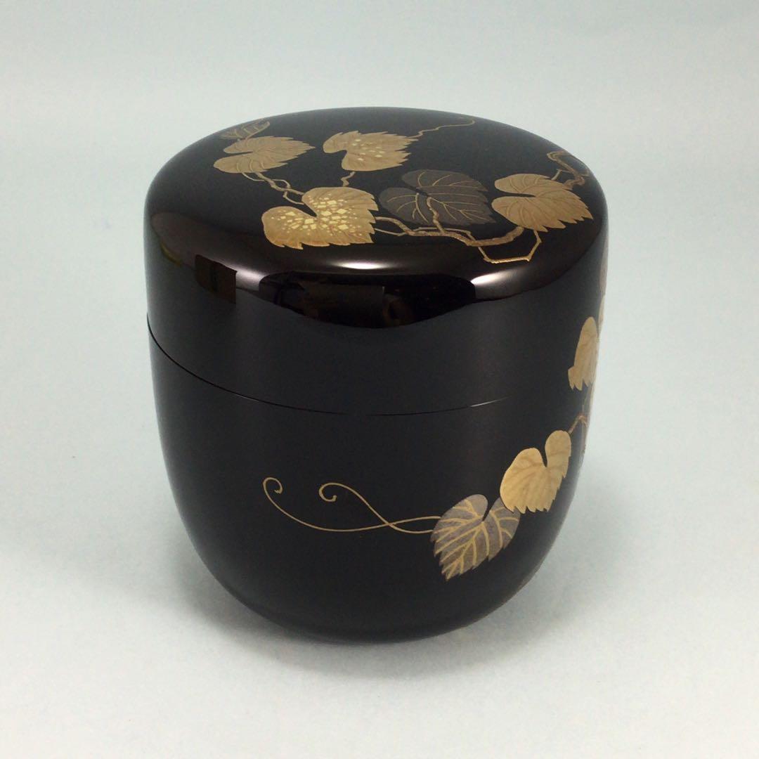 中村孝也(山中) 蔦蒔絵大棗 共箱 茶道具 加賀蒔絵 薄茶器 中村孝也(山中) 蔦蒔絵大棗 共箱 茶道具 加賀蒔絵 薄茶器