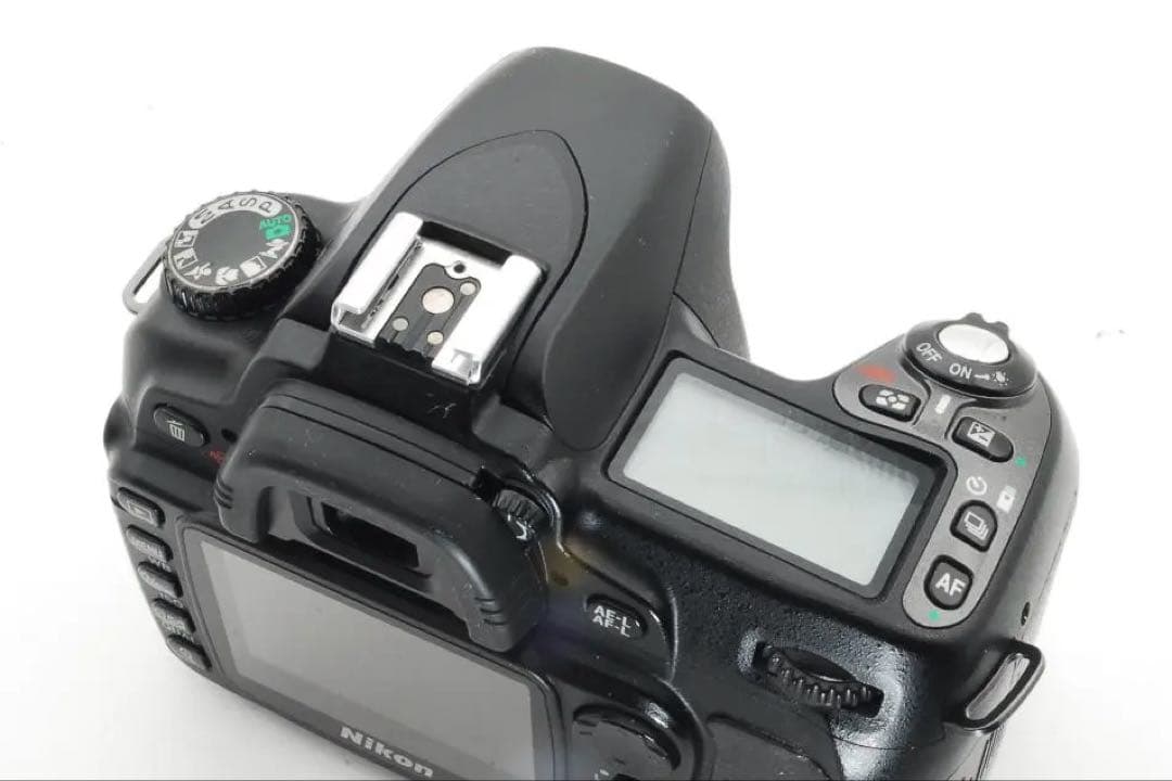 万能◎Nikon D80 標準+望遠ダブルズームセット☘️ 万能◎Nikon D80 標準+望遠ダブルズームセット☘️