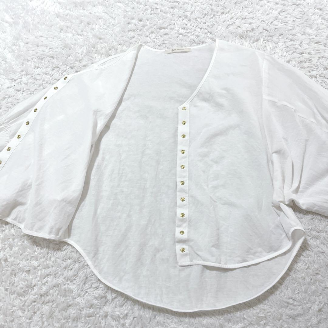 極美品✨ジェナエスパスメルヴェイユ　シアーリングボタンシャツ　白　F
