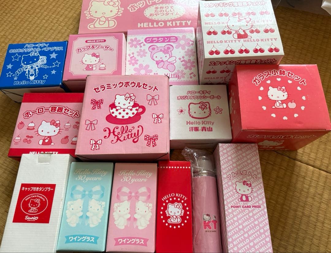 ハローキティ 食器類&ミニテーブル セット