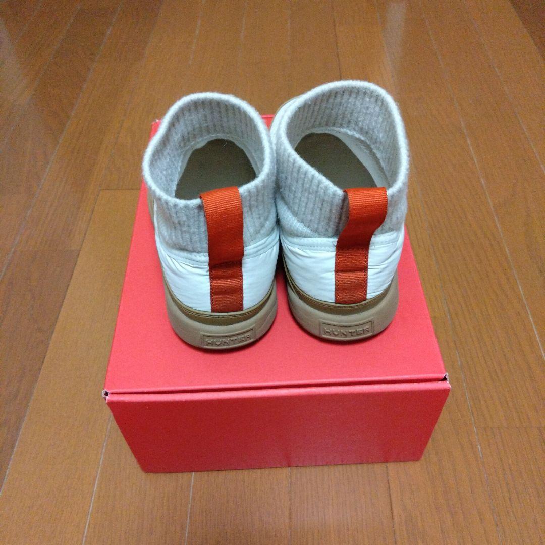 HUNTER WOMEN PUFFER KNIT BOOT 白 23cm