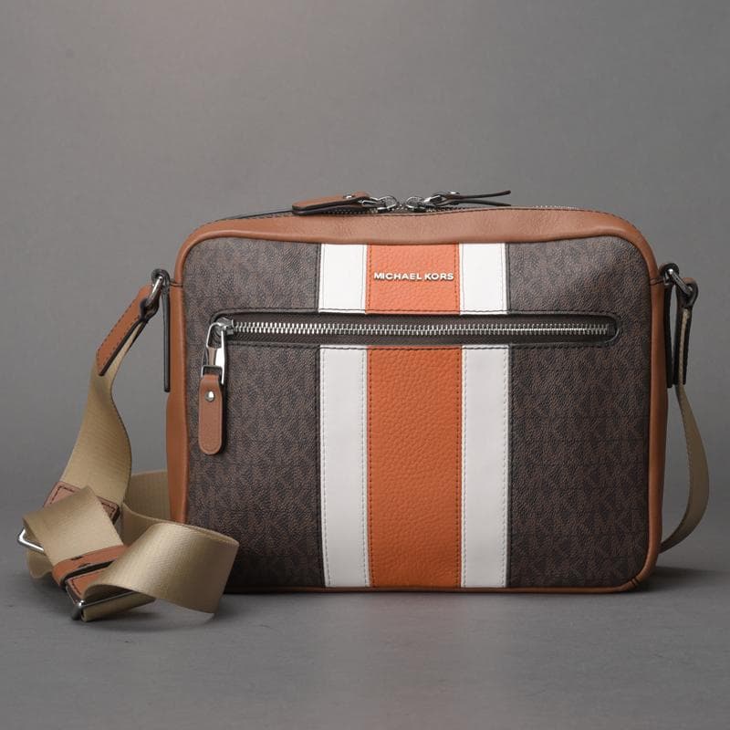 NEW 《超美品》 マイケルコース ショルダーバッグ ブラウン系