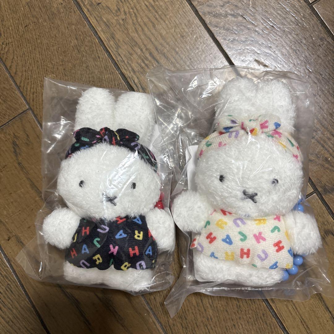 Miffy ミッフィー　原宿限定 バッグチャーム　マスコット　2点 Miffy ミッフィー 原宿限定 バッグチャーム マスコット 2個