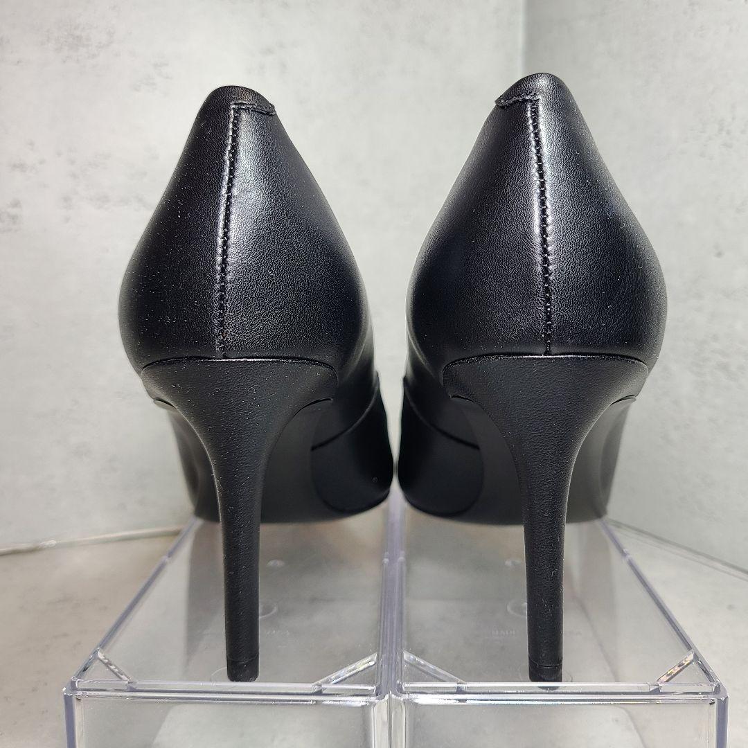 【CHARLES & KEITH】ポインテッドトゥ　ピンヒールパンプス　ブラック