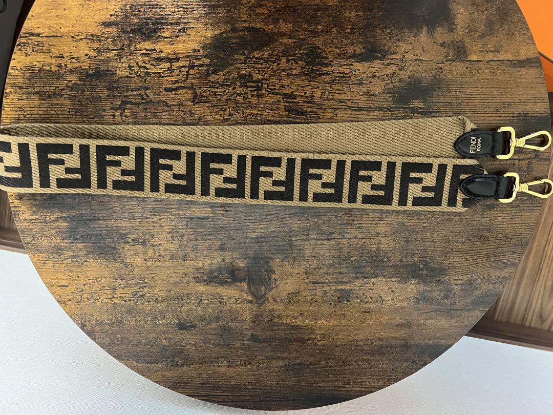 FENDI ズッカ柄　ストラップ