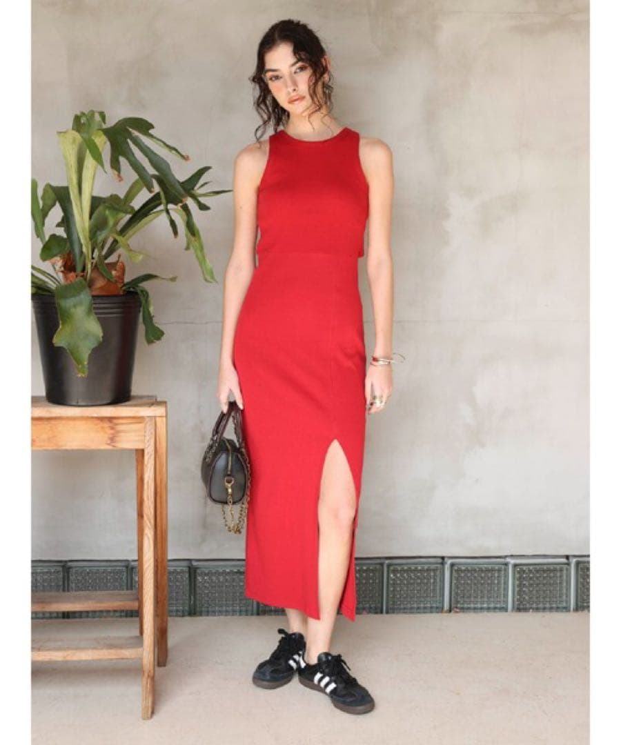 EVRIS 【パッド付】バックオープンアメスリロングワンピース