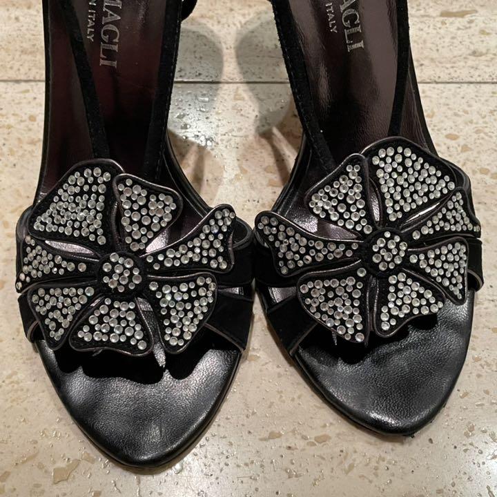 ブルーノマリ 黒×シルバー ビジュー サンダル