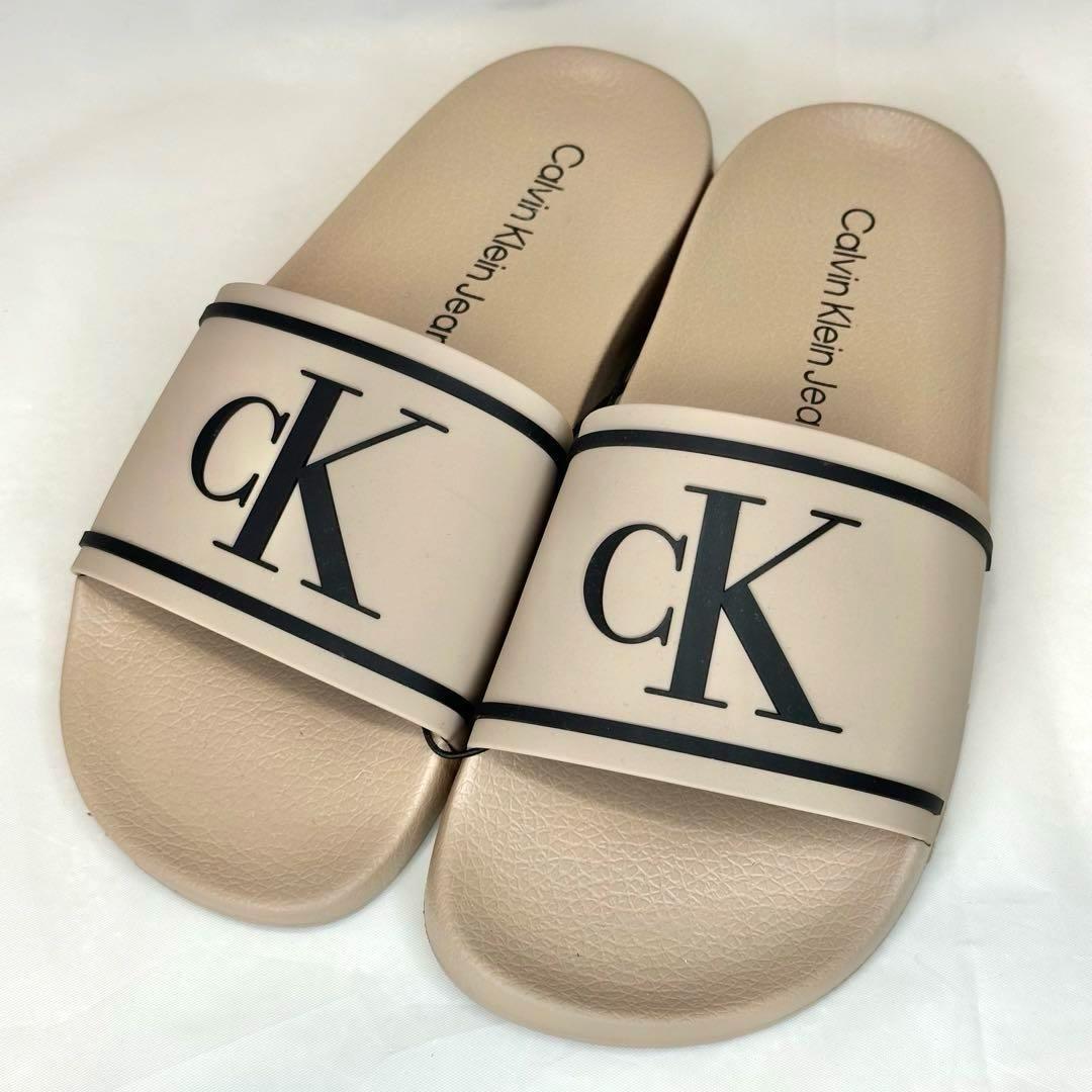 Calvin Klein Jeans カルバンクラインジーンズベージュ サンダル