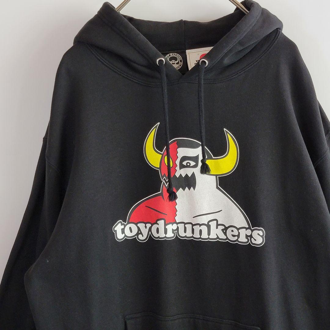 パンクドランカーズ TOYMACHINE パーカー