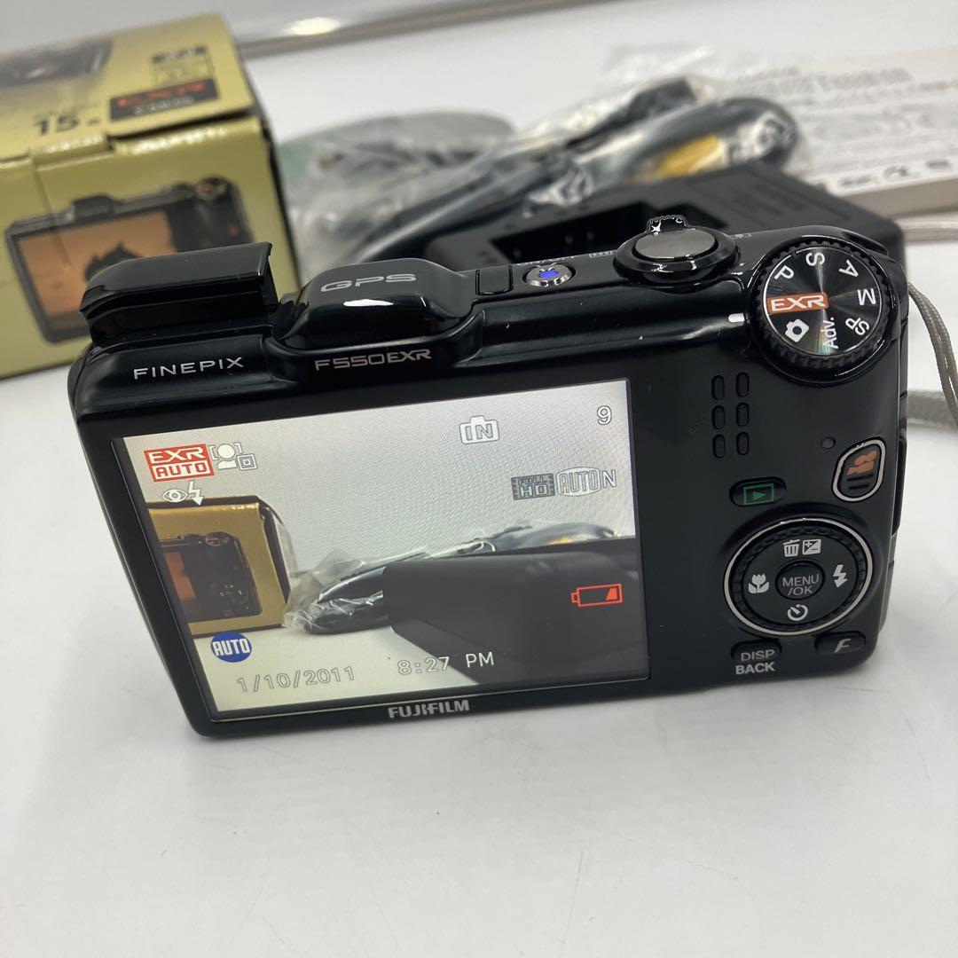 超美品　FUJIFILM FinePix F550EXR デジカメ ブラック