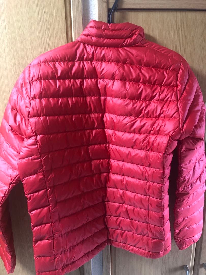 新品未使用 パタゴニア ダウンセーター sサイズ タグ付き 新品未使用 パタゴニア ダウンセーター sサイズ タグ付き