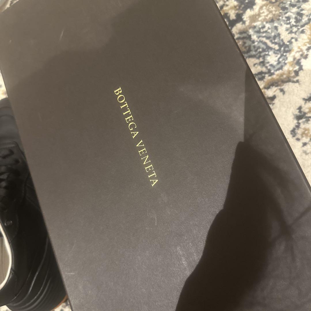 【早い者勝ち】BOTTEGA VENETA ブラック スニーカー