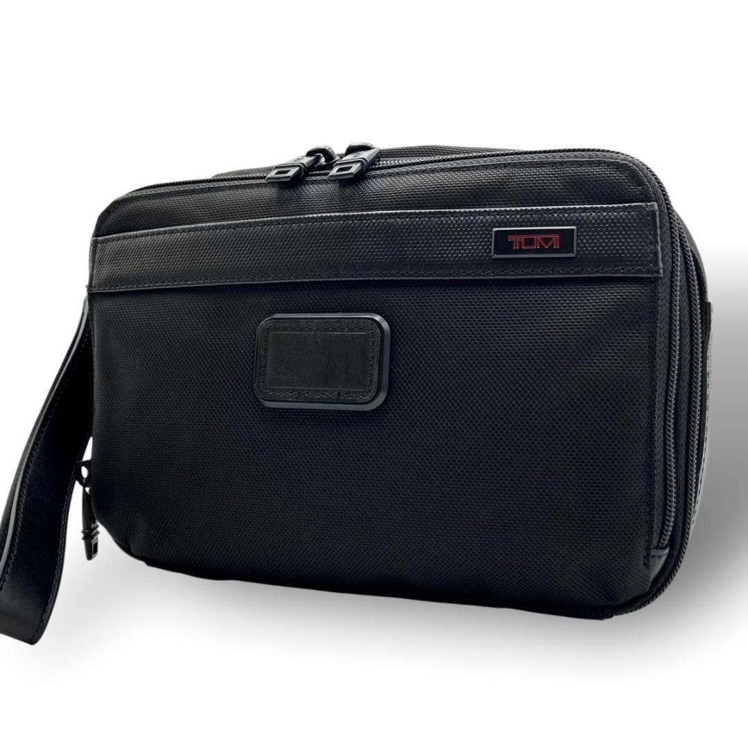 【美品】 TUMI クラッチバッグ　セカンドバッグ　ポーチ　ナイロン ブラック
