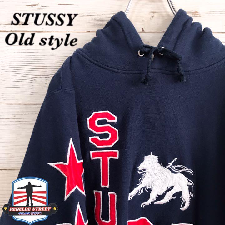 《USA製》ステューシー STUSSY☆パーカー L 刺繍ロゴ ネイビー