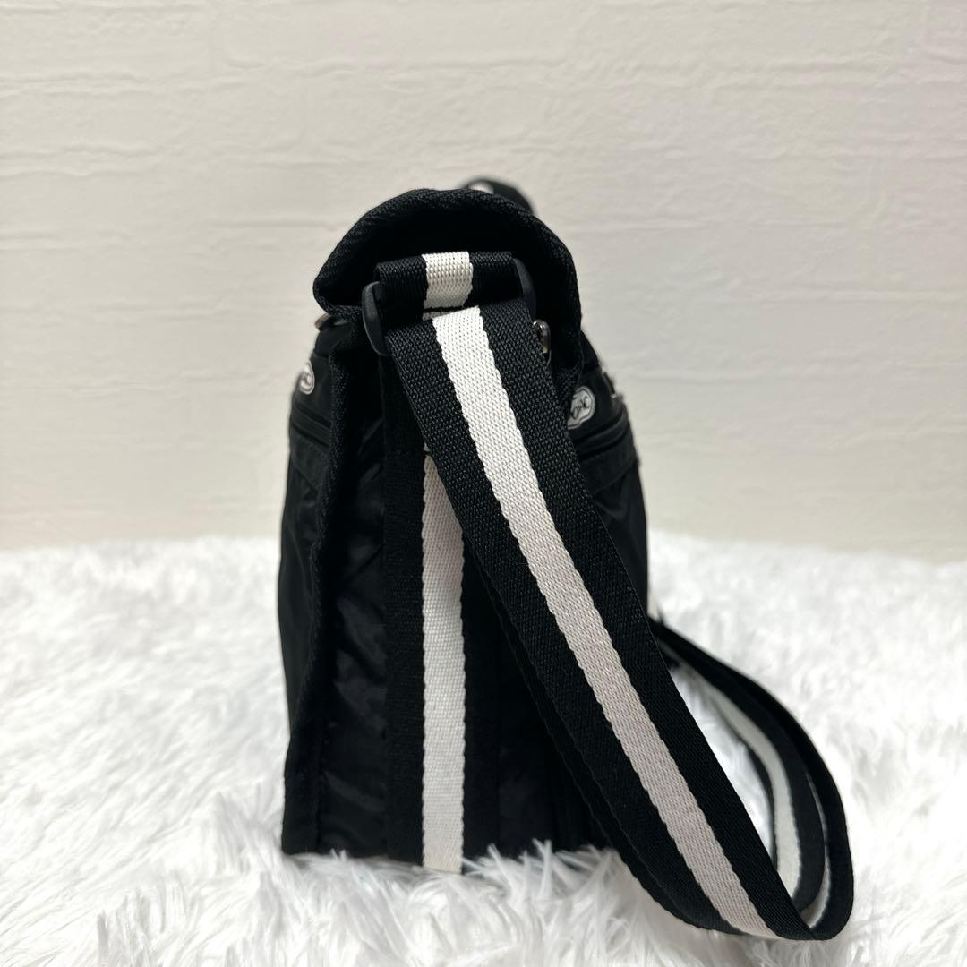 美品✨LeSportsac レスポートサック ショルダーバッグ ブラック