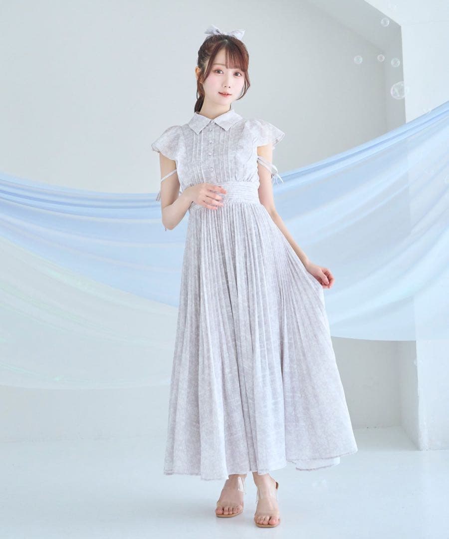 ロゼミューズ pleats floral print dress グレー新品 ロゼミューズ pleats floral print dress グレー新品