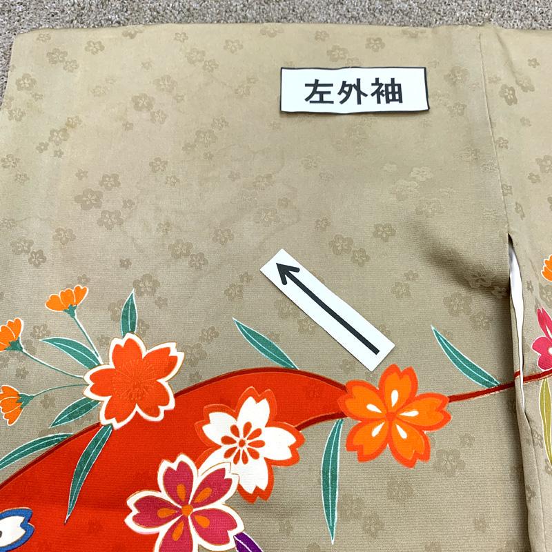 【きれいめファッション51選】上品さと清潔感をキープし 三歳 412ag18□七五三 女児 桜□状態良好 鈴 金彩 着物&被布&長襦袢 七五三