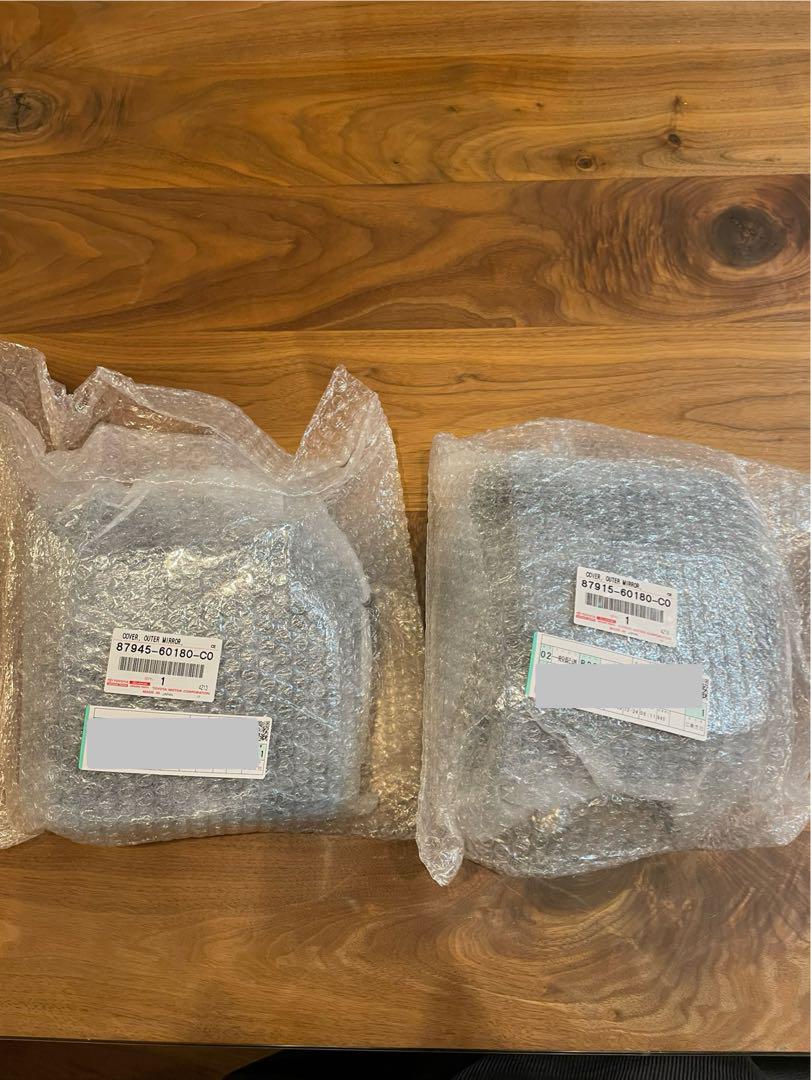 トヨタ純正品　ランドクルーザー250 ファーストエディション用ミラーカバー　新品