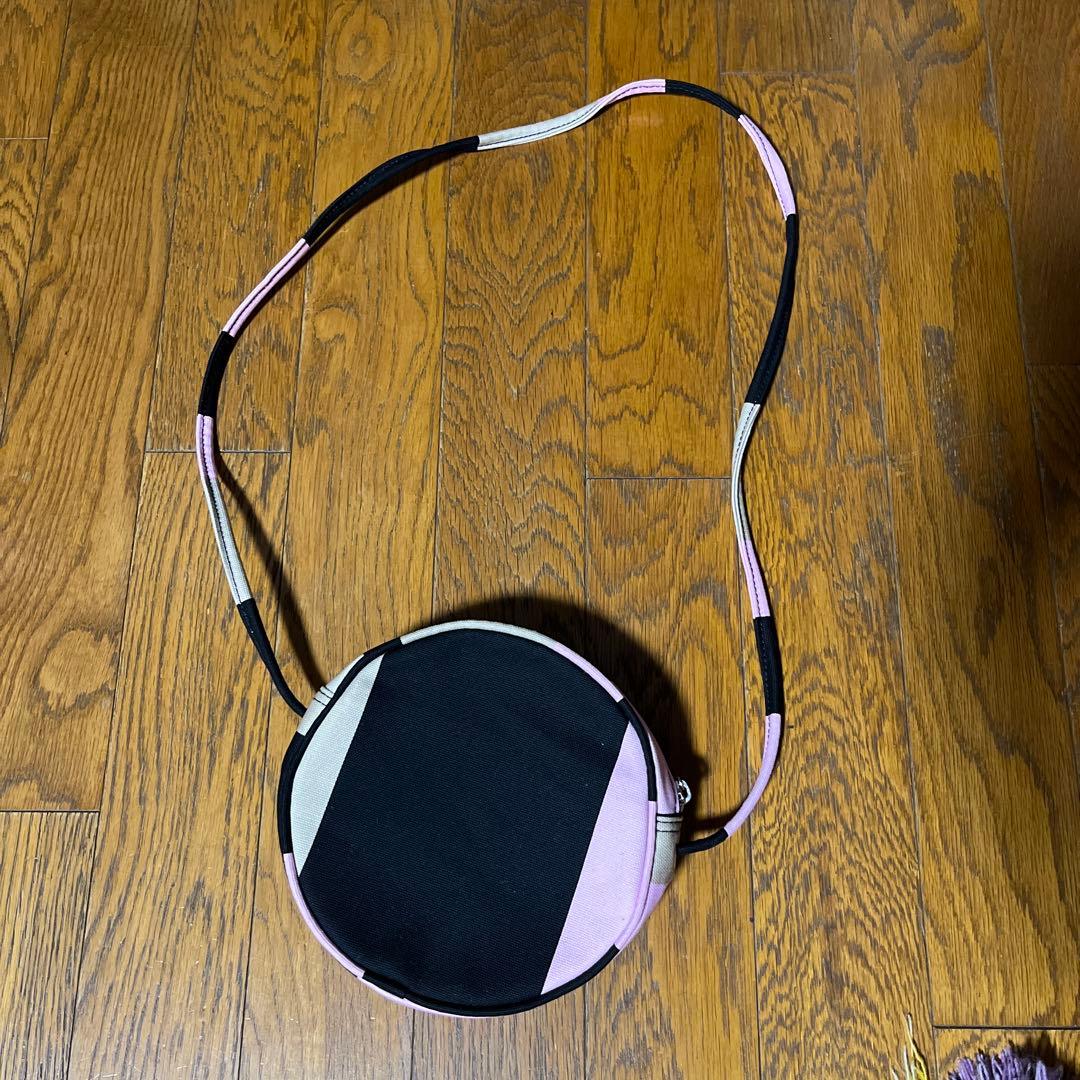 マリメッコ　ラウンド型　ショルダーバッグ