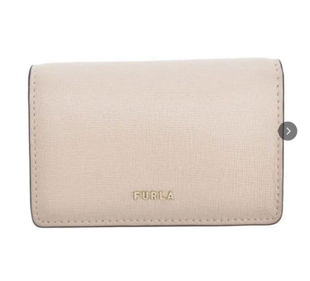 FURLA ベージュ 二つ折り名刺入れ