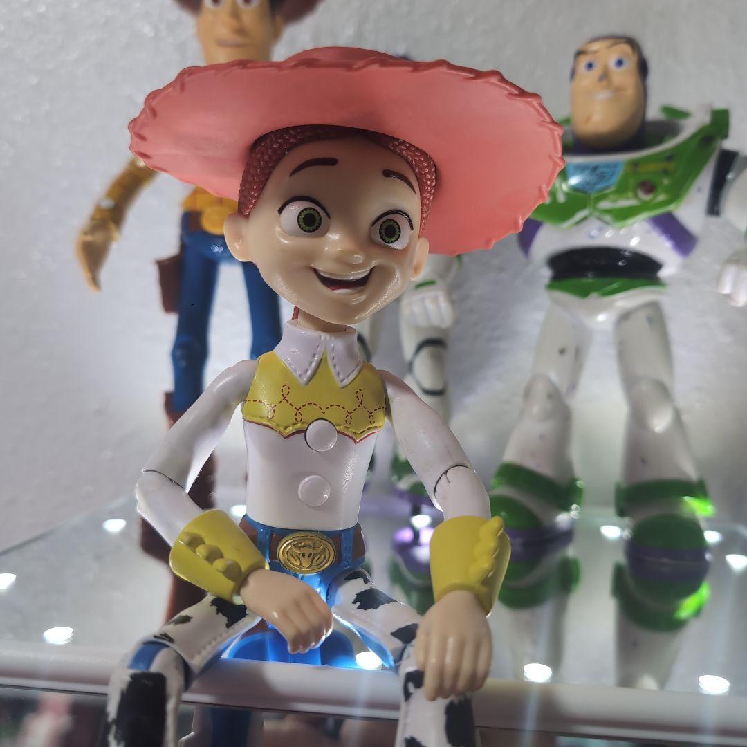 数量限定！在庫処分セール 売り切れ御免 Disneyディズニー フィギュアバズ/ジェシー トイストーリー アメコミ