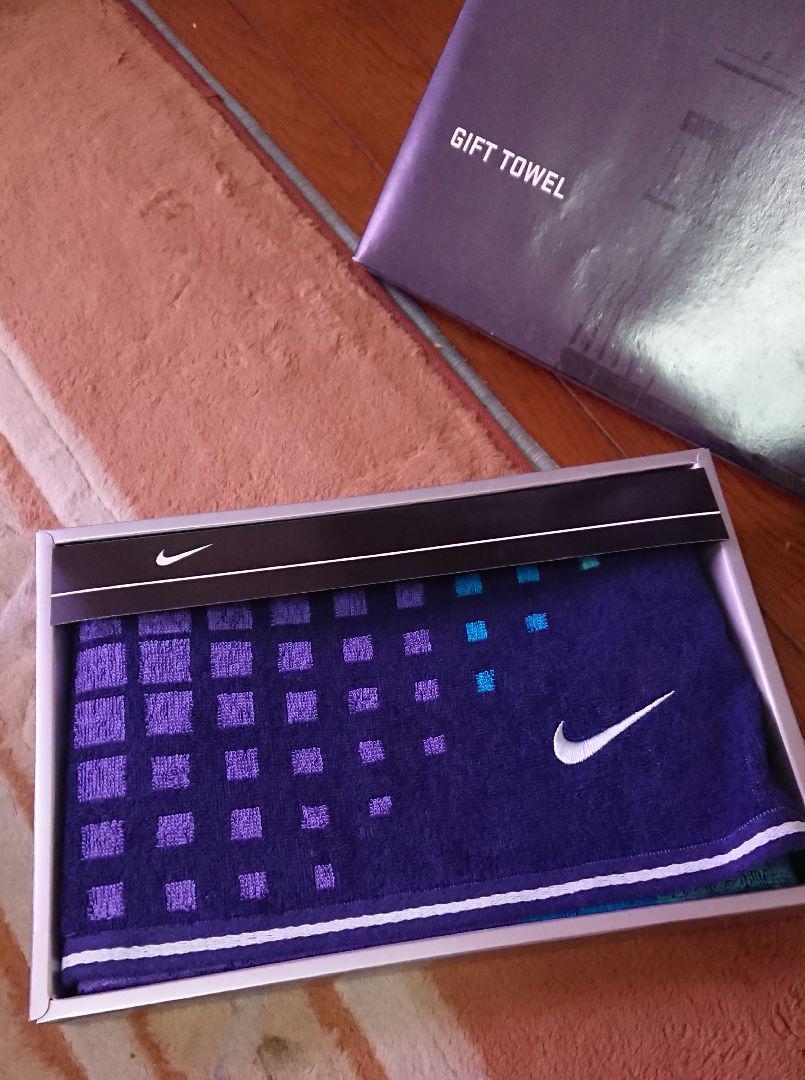 未使用NIKEスポーツタオル