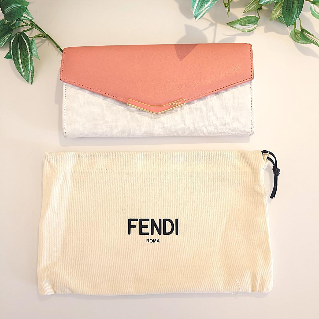 最新の激安 美品】FENDI フェンディ ホワイト ピンク 長財布 トゥージュール 小物