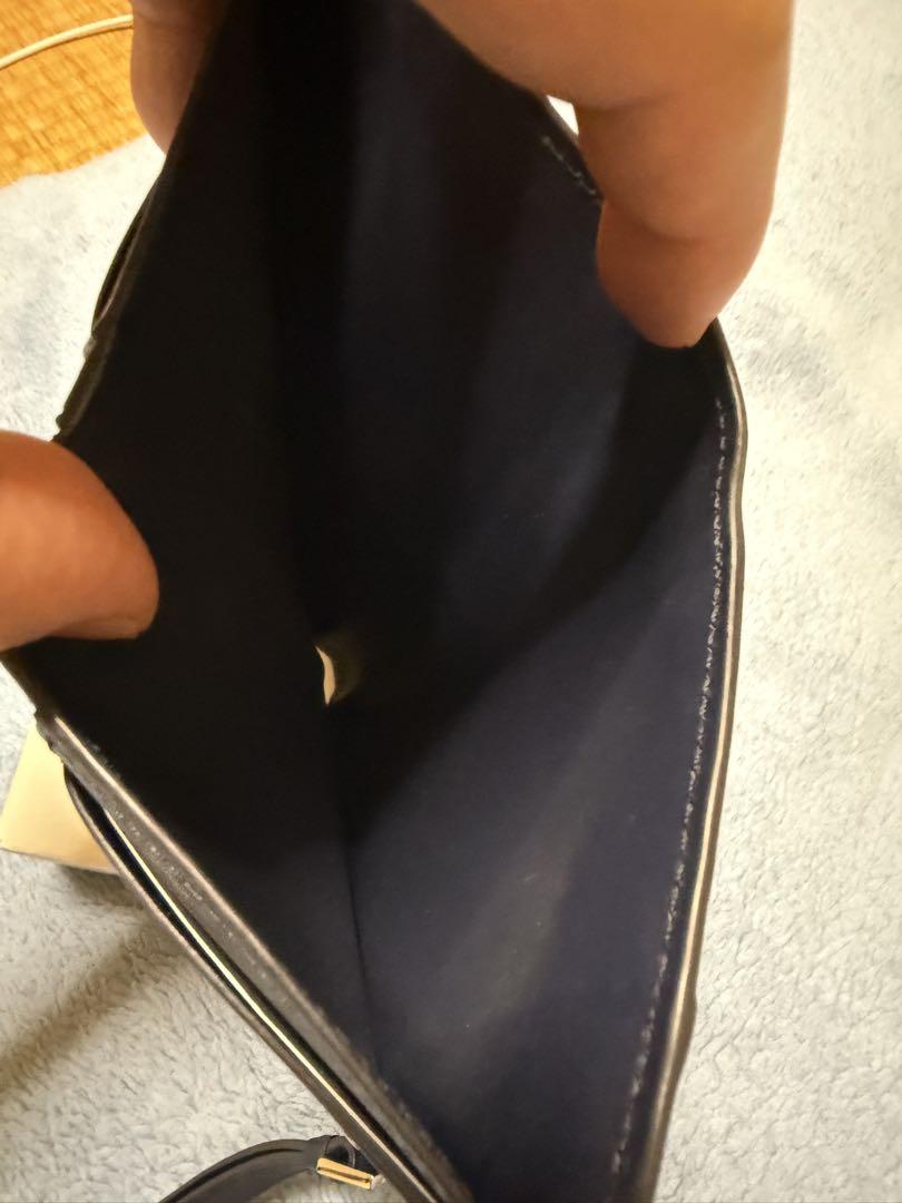 ネイビー レザー 二つ折り財布 - メルカリ