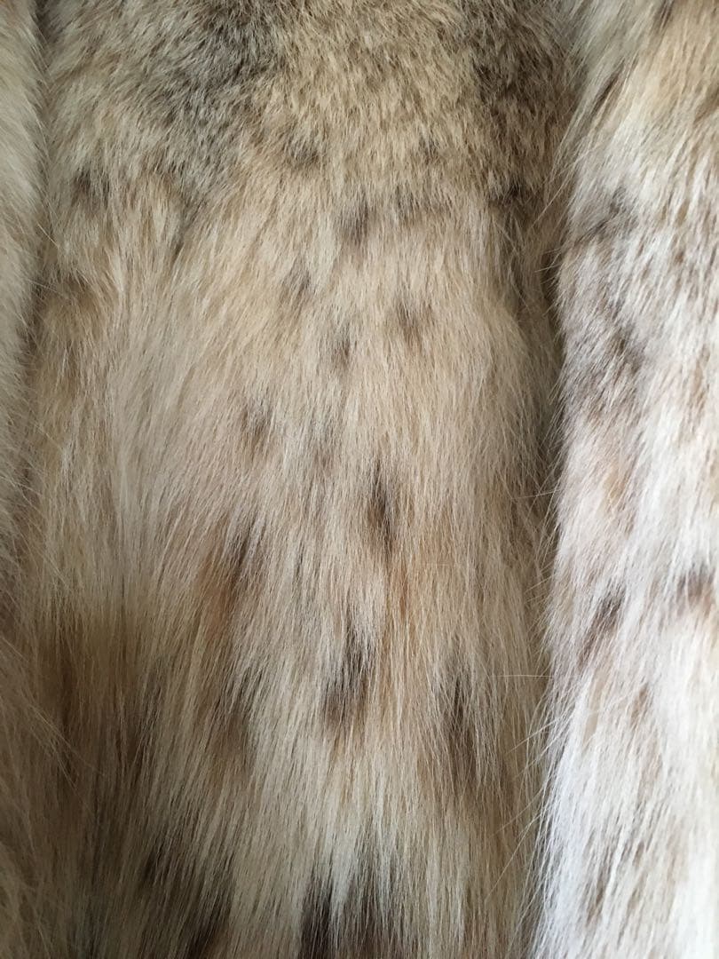 季節外れ特価!!毛皮〜超高級リンクス・リバーシブル・ロングコート 季節外れ特価!!毛皮〜超高級リンクス・リバーシブル・ロングコート