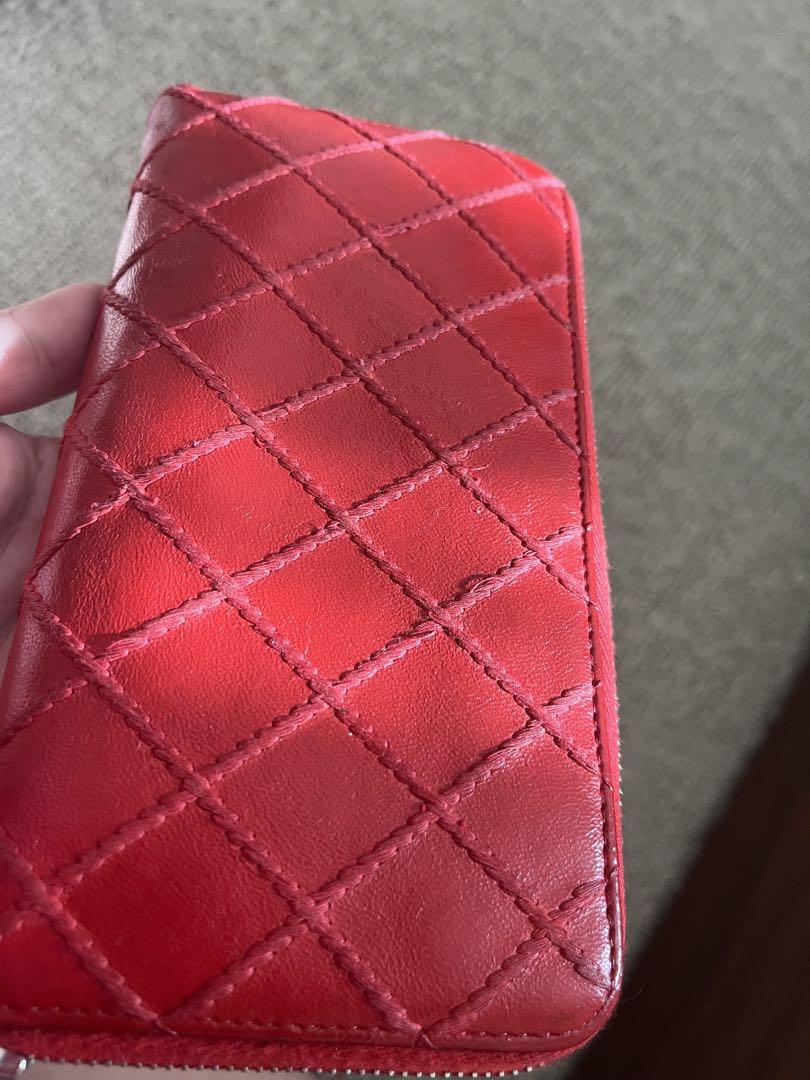 CHANEL 赤 マトラッセ