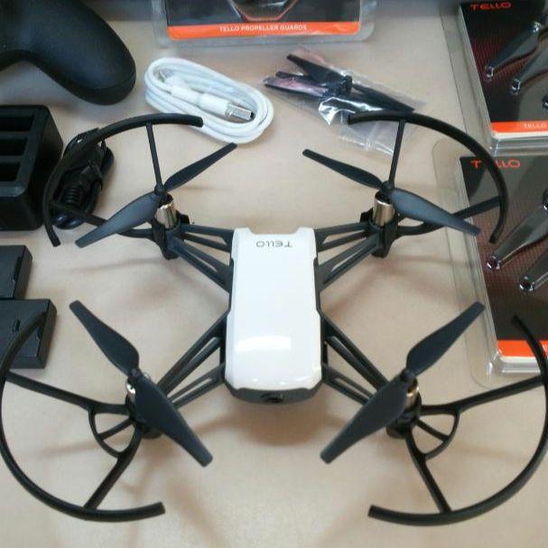 ドローン DJI Tello フルセット＋付属品