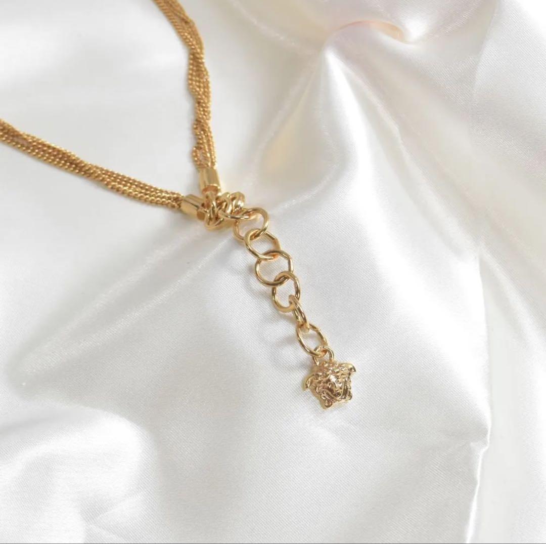 VERSACE ゴールドライオンヘッドネックレス