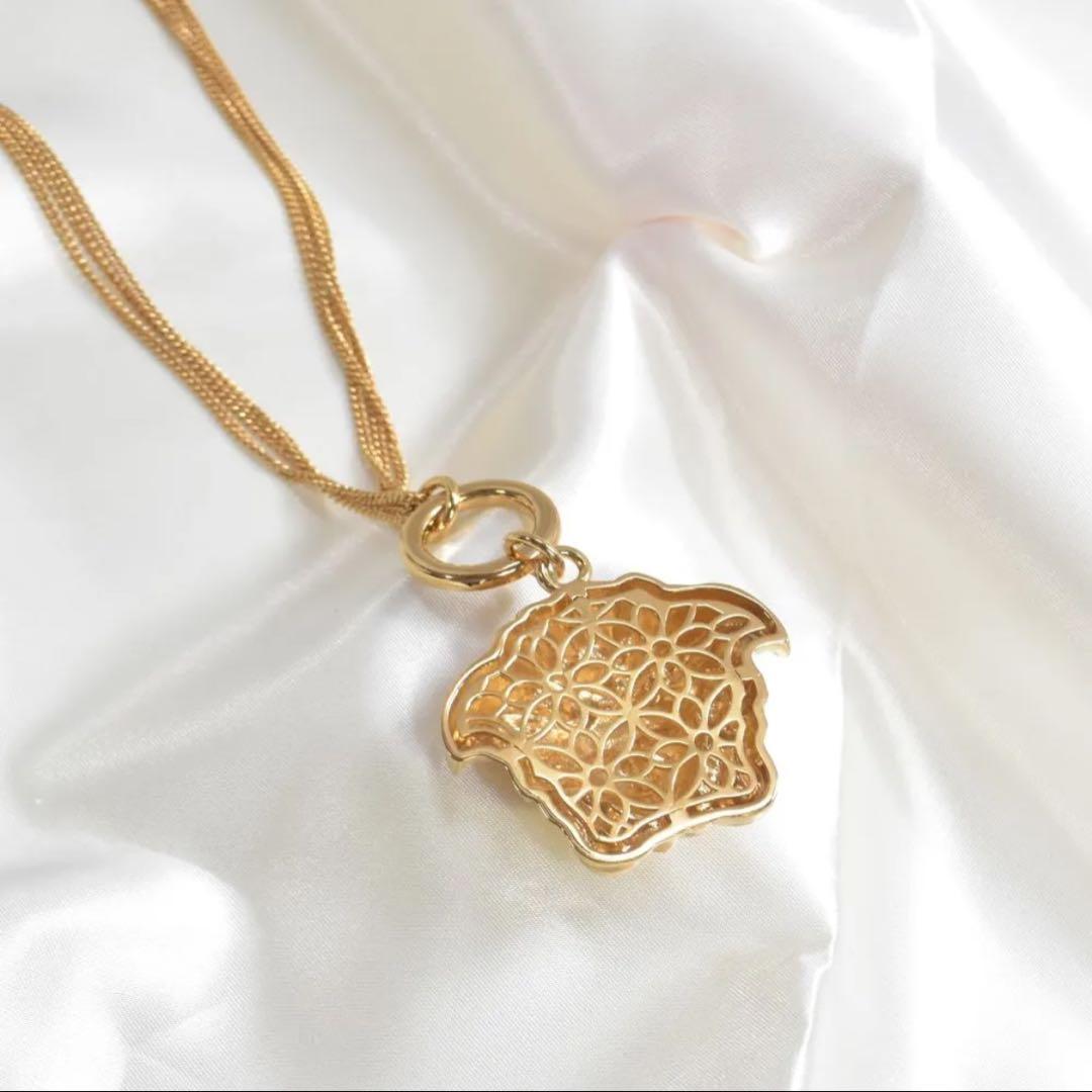 Versace ライオンモチーフ ネックレス VERSACE ゴールドライオンヘッドネックレス