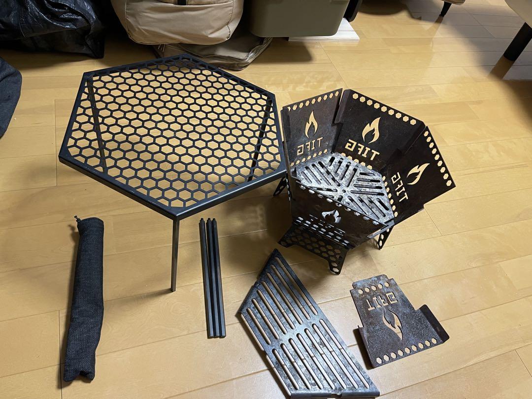 焚き火台】THE IRON FIELD GEAR ハニカムファイヤーベース