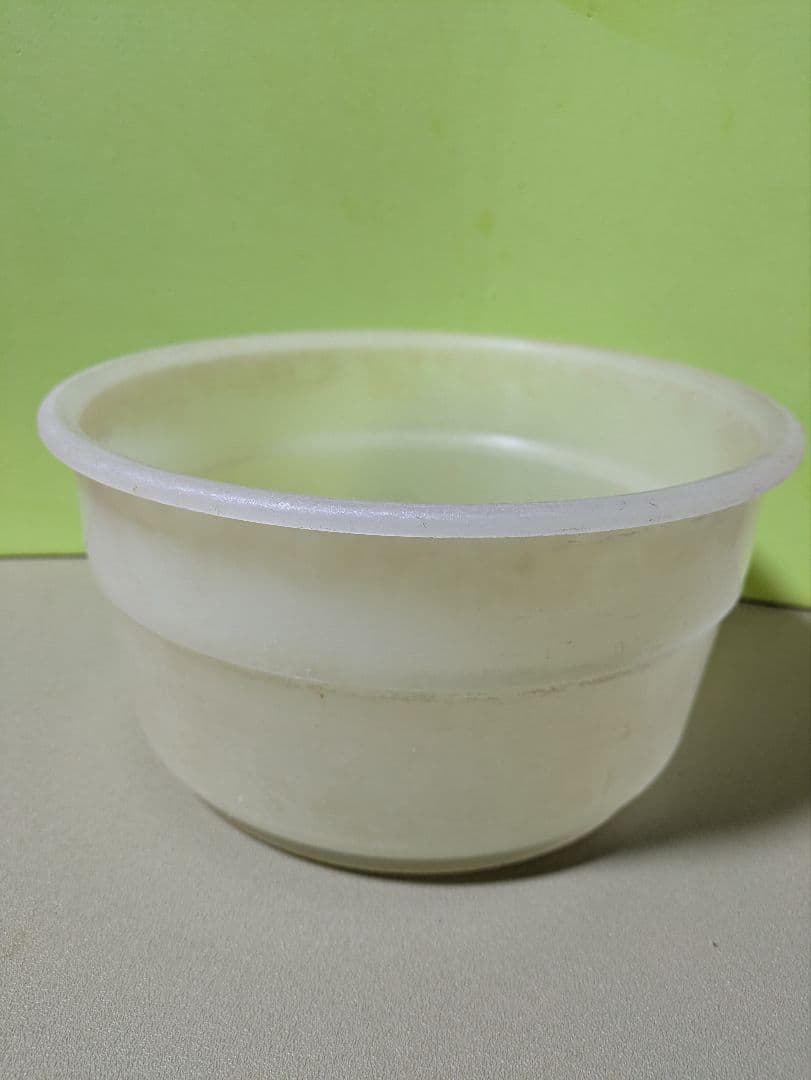 骨董 駄菓子屋全体的に状態が悪い