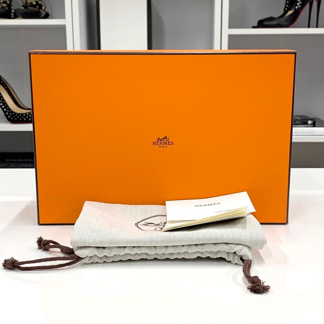 未使用 エルメス スエード 丸スタッズ ローファー ブラック 未使用 エルメス スエード 丸スタッズ ローファー ブラック