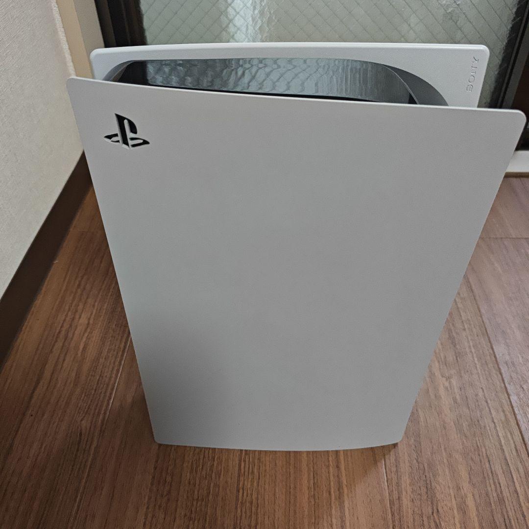 PS5　通常版　 CFI-1100A　周辺機器有り　 箱、説明書無し