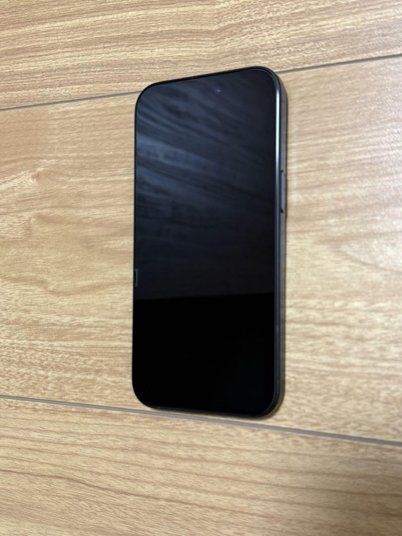 iPhone 15 ブラック 256 GB SIMフリー
