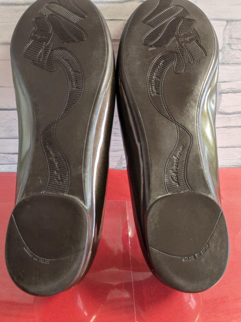 最終価格！美　 品 Salvtore Ferrgamo フラットシューズ